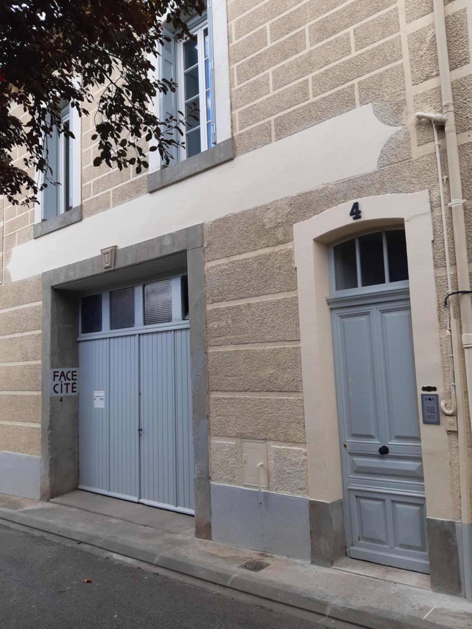 Face Cite - Chambres D'Hotes - Parking & Garage Gratuit - Wi-Fi Gratuit Carcassone Exterior photo