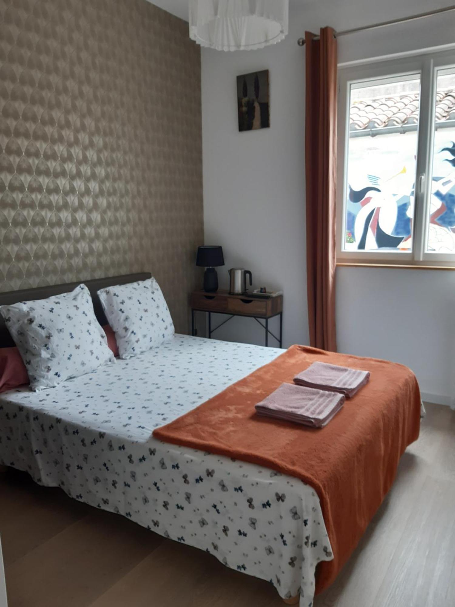 Face Cite - Chambres D'Hotes - Parking & Garage Gratuit - Wi-Fi Gratuit Carcassone Exterior photo